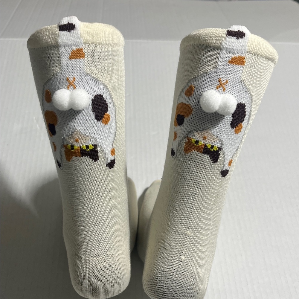 Cream Cat Patterned Women’s Socks